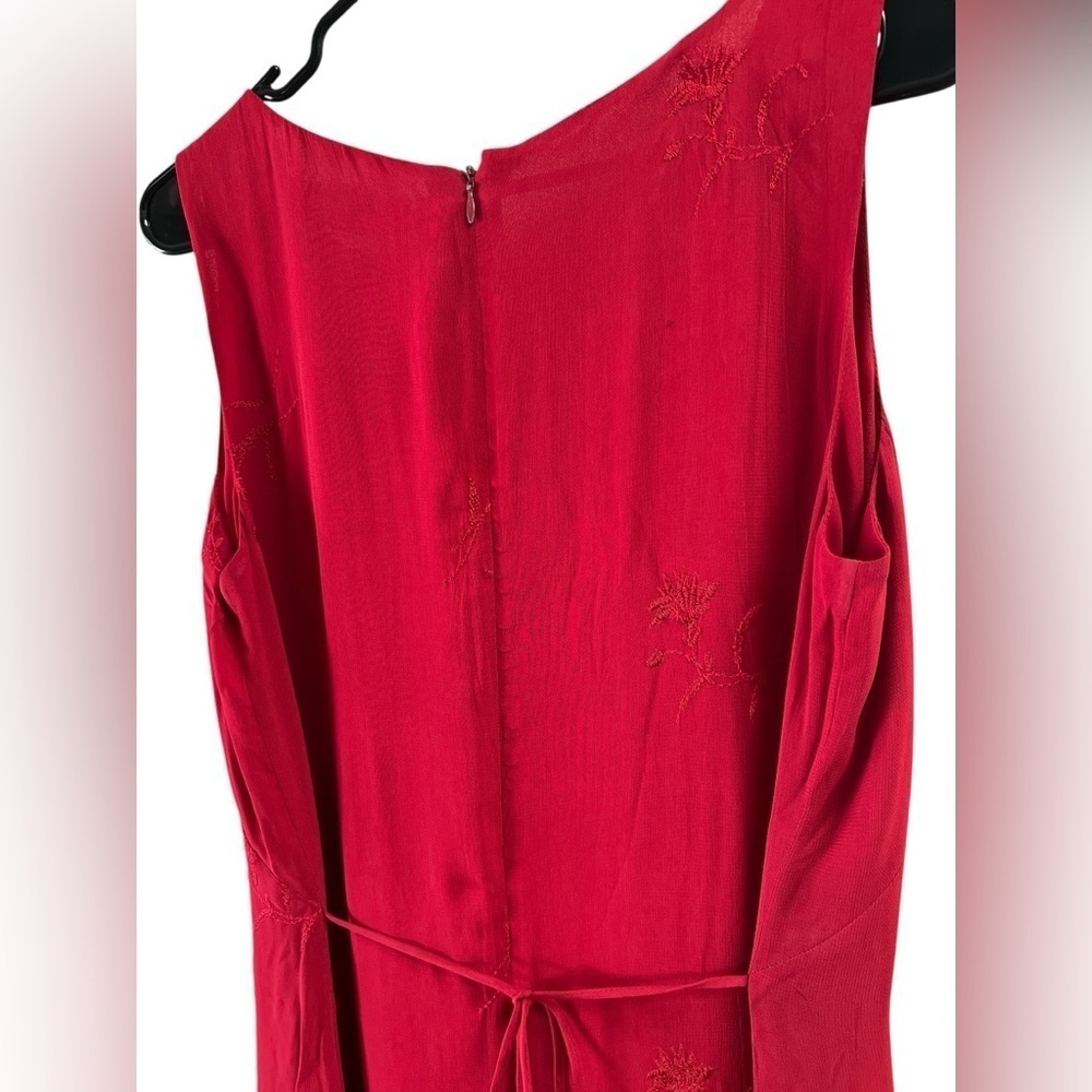 Vintage red formal floral embroidered dress - Picture 7 of 7